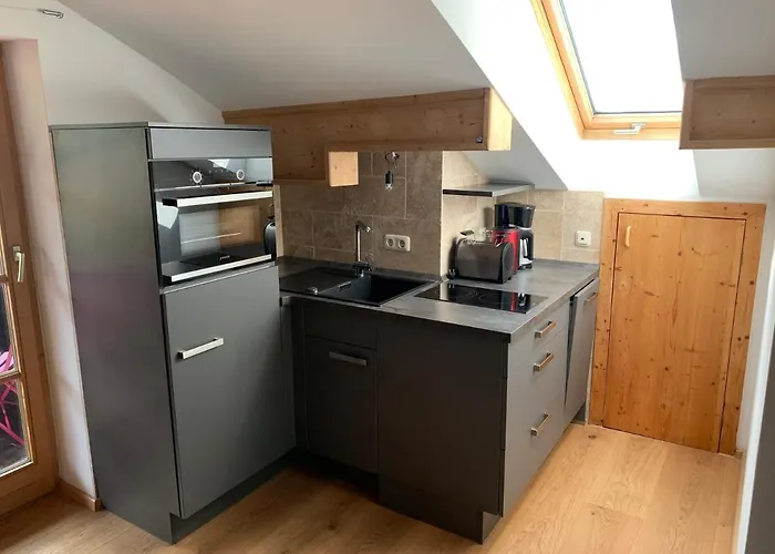 דירה Dachgeschoss Mit Charme - Floor With Charme *