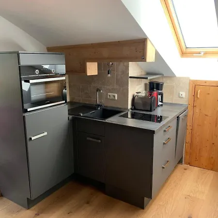 شقة Dachgeschoss Mit Charme - Floor With Charme *