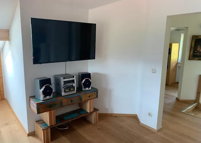 Appartamento Dachgeschoss Mit Charme - Floor With Charme *